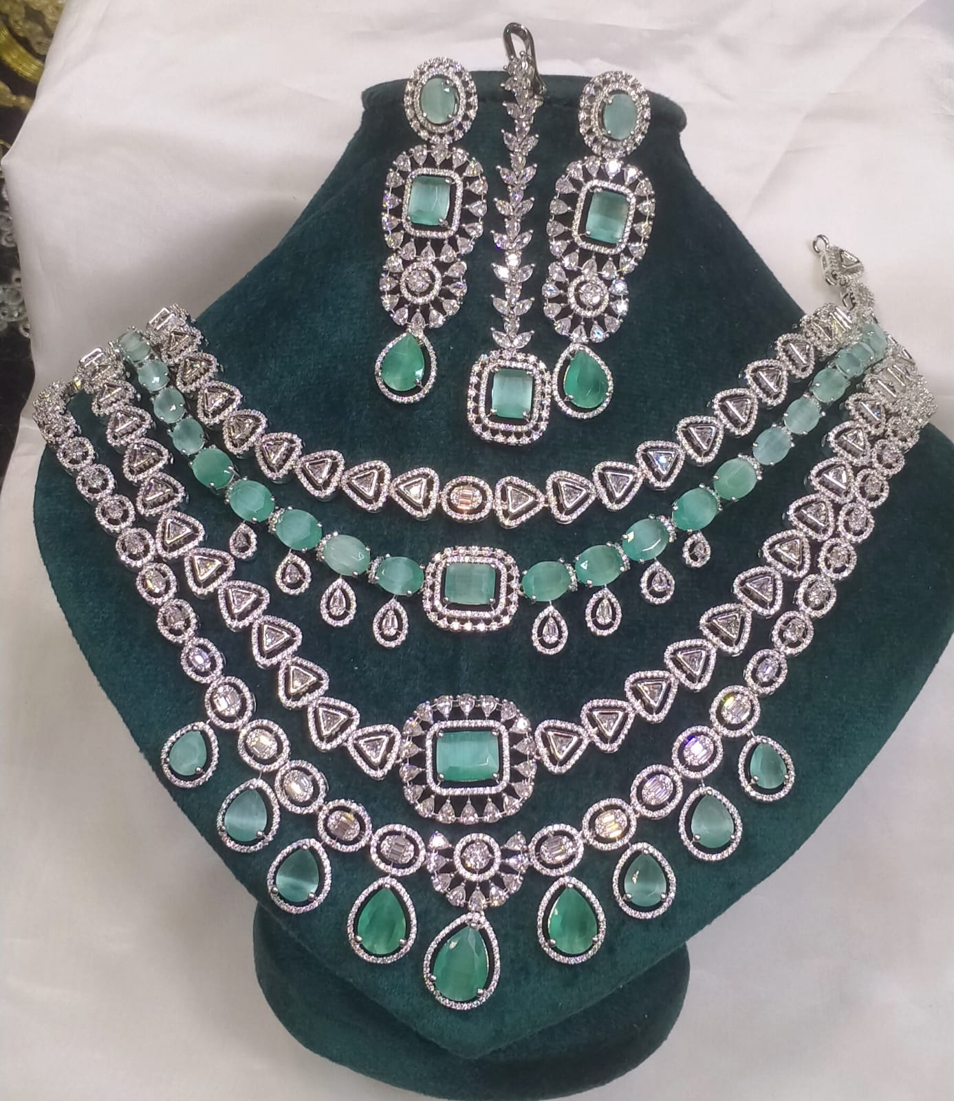 American Diamond 4 Layers Set