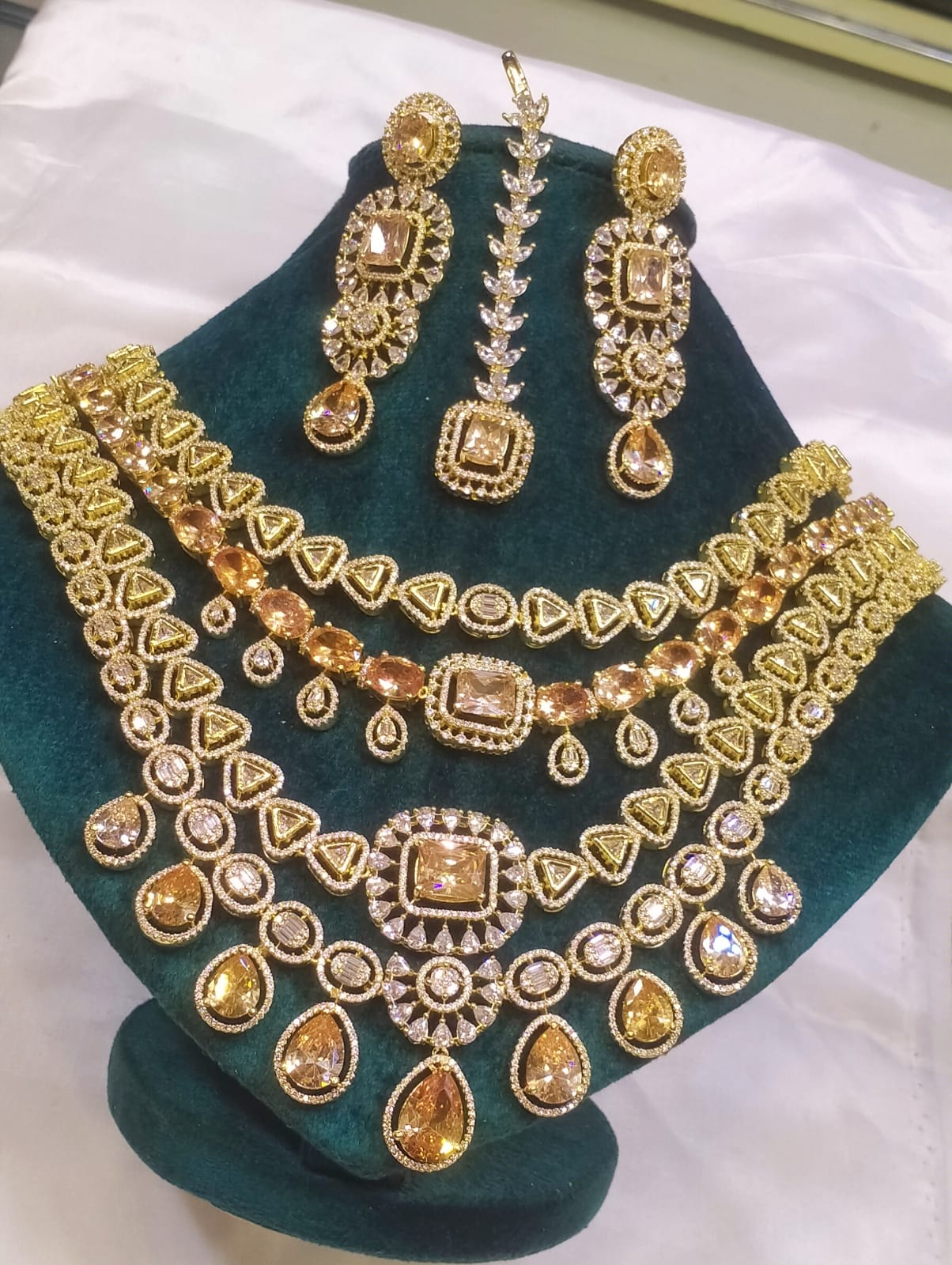 American Diamond 4 Layers Set