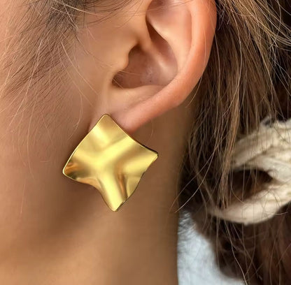 Modern Sculptural Gold Earrings - Zilarra Jewellers